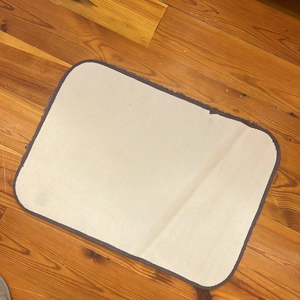 Bath Mats (2) in Purple, EUC